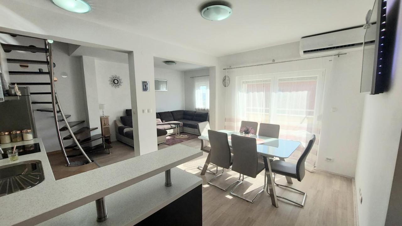Apartment Palada Kaštela Eksteriør billede